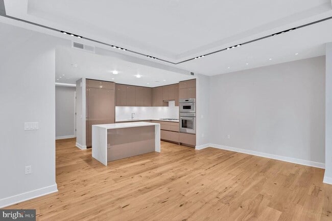 Photo - 1781 N Pierce St Unit 604