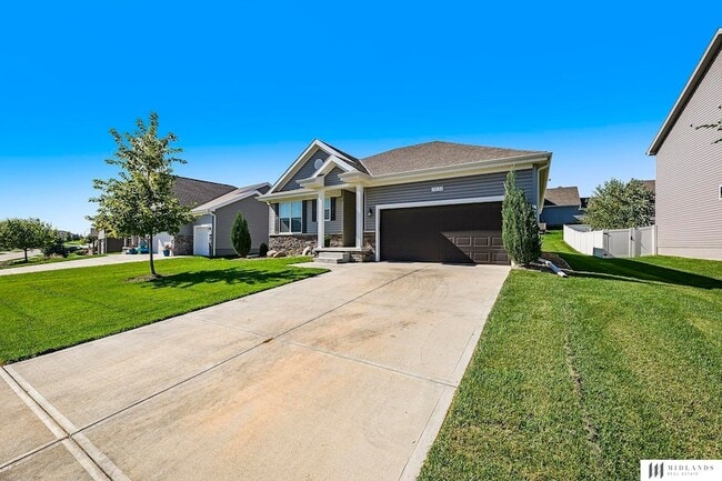 Building Photo - 7822 S 184th Ave