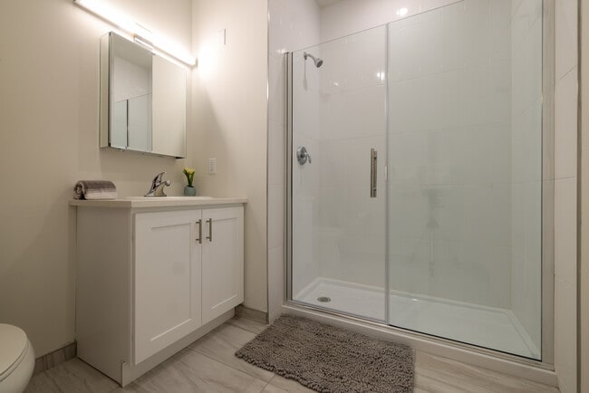 Photo - The Delford Apartments