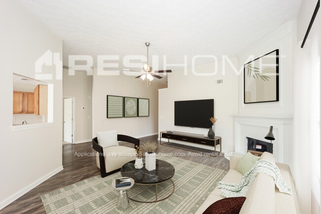 Photo - 7558 Woodbine Pl