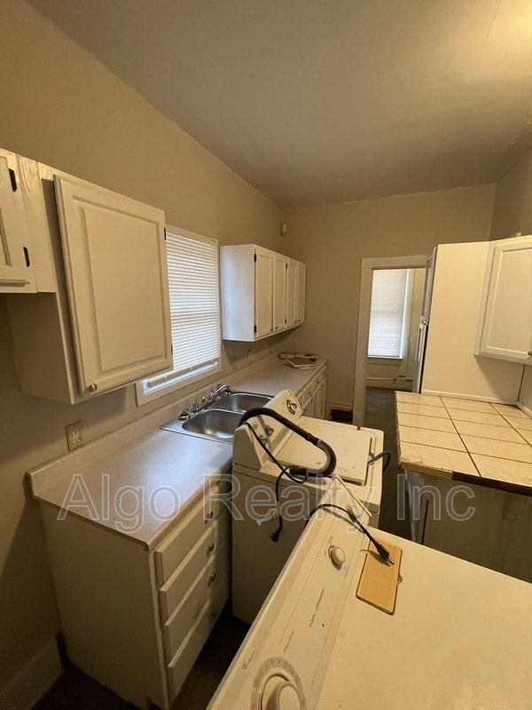 Photo - 2923 N Girard Ave