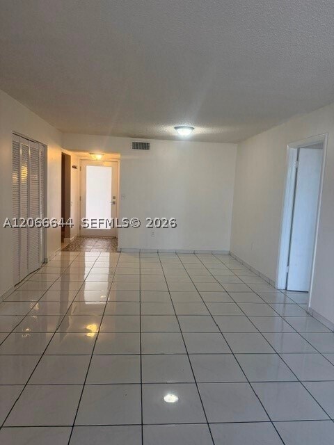 Photo - 1666 West Dr Unit 303