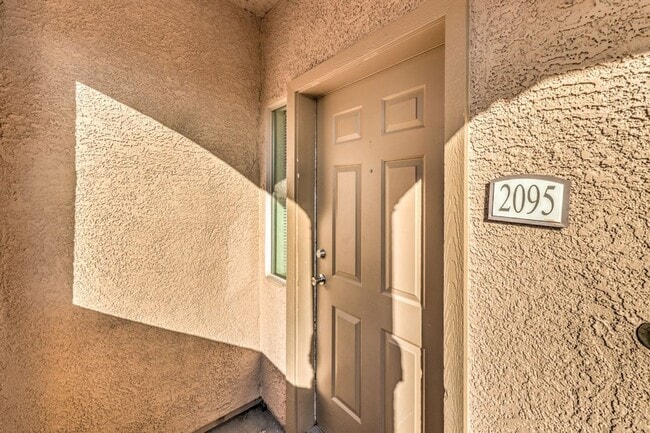Photo - Lovely 3-Br Condo in a Guard Gated Community in the Southwest Area