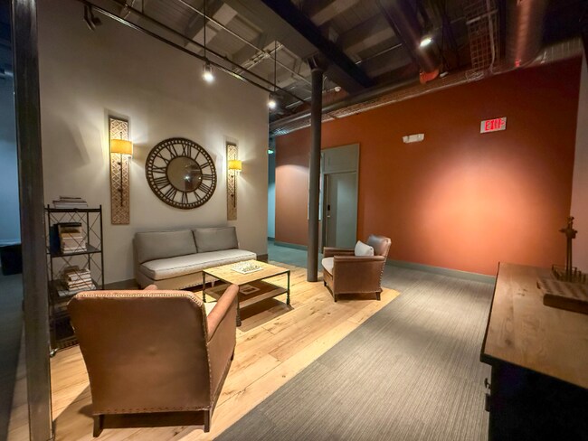 Photo - 570 S Front St Unit 212