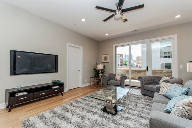 Photo - 650 N Morgan St Unit 202