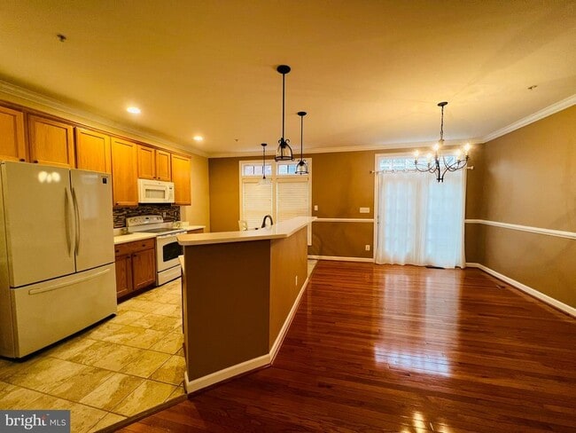 Photo - 10631 Sandown Way