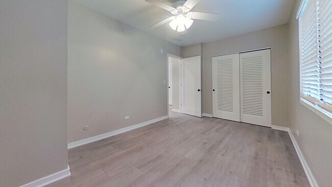 Photo - Recently Updated Raised First Floor East Lakeview One Bedroom Unit 739 1R