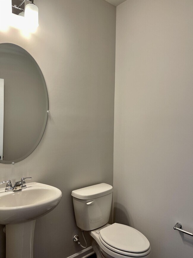 Photo - 5899 Wheeler Ridge Rd