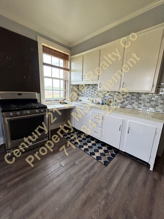 Photo - Large 3 Bedroom Apartment in South Eastern...