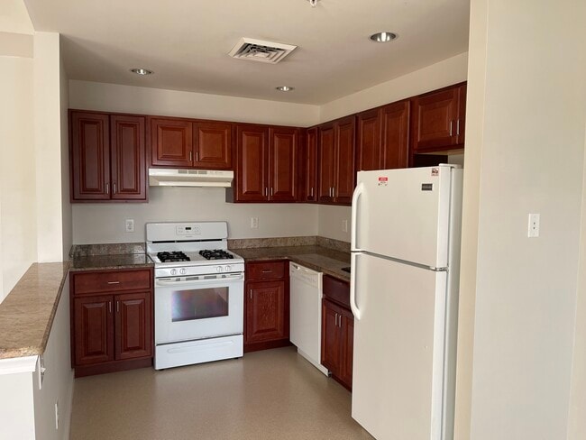 Photo - 1600 Church Rd Unit B211