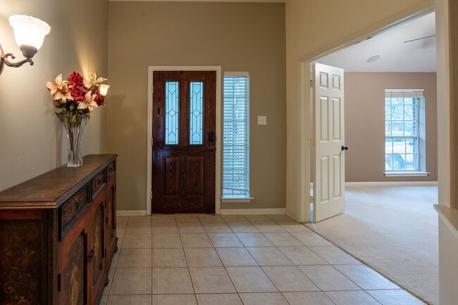 Photo - 175 N Wimberly Way
