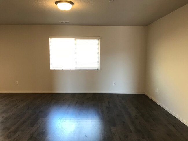 Photo - Spacious 4 Bd 2.5 Ba Home in  Camas School District! Upgrades! Close to Parks & Freeway Access!