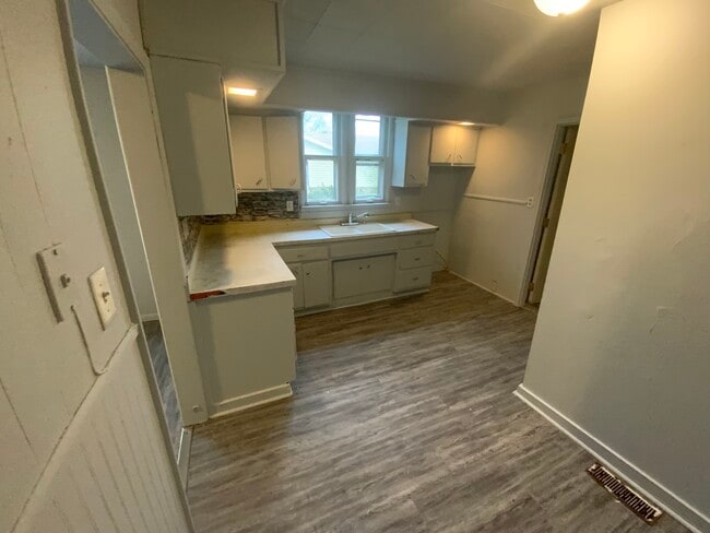 Photo - 56 Bismark St