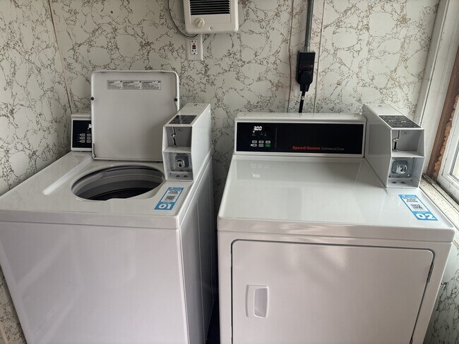 Photo - 145 E Main St