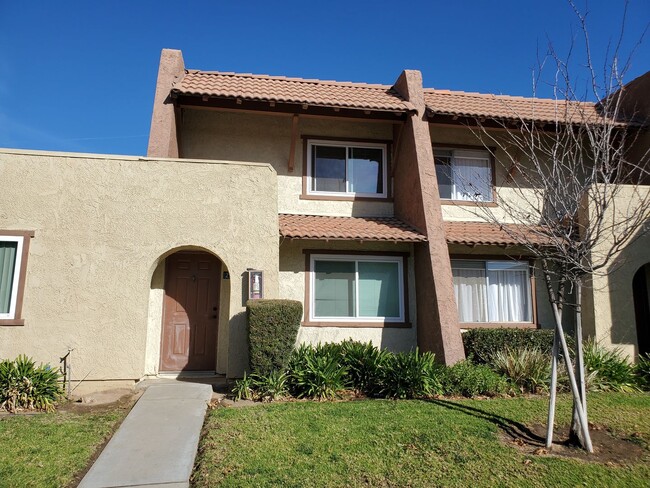 Nice 2-Story 2-Bedroom Condo Available in ... - Nice 2-Story 2-Bedroom Condo Available in ...