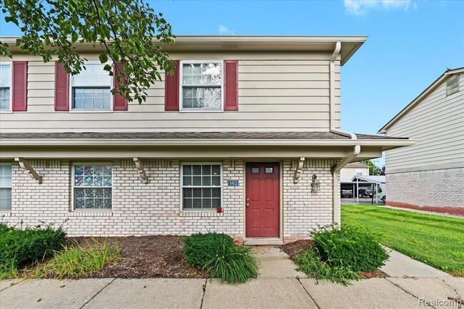 Building Photo - 162 Princeton Dr