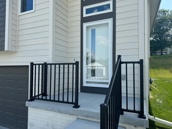 302 N Allen St