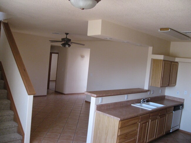 2355 Saturn Cir