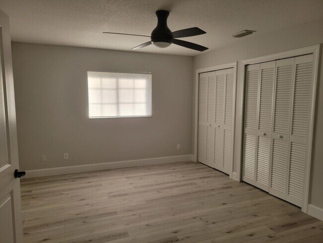 Photo - 3429 Brookridge Ln