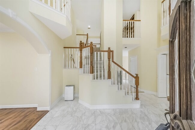 Photo - 1706 Galleon Oaks Dr