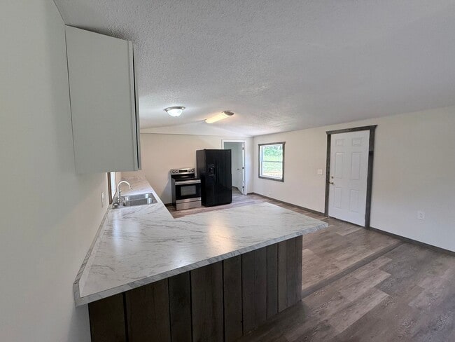 Photo - Fully Remodeled 3 Bedroom, 2 Bath Home in ...