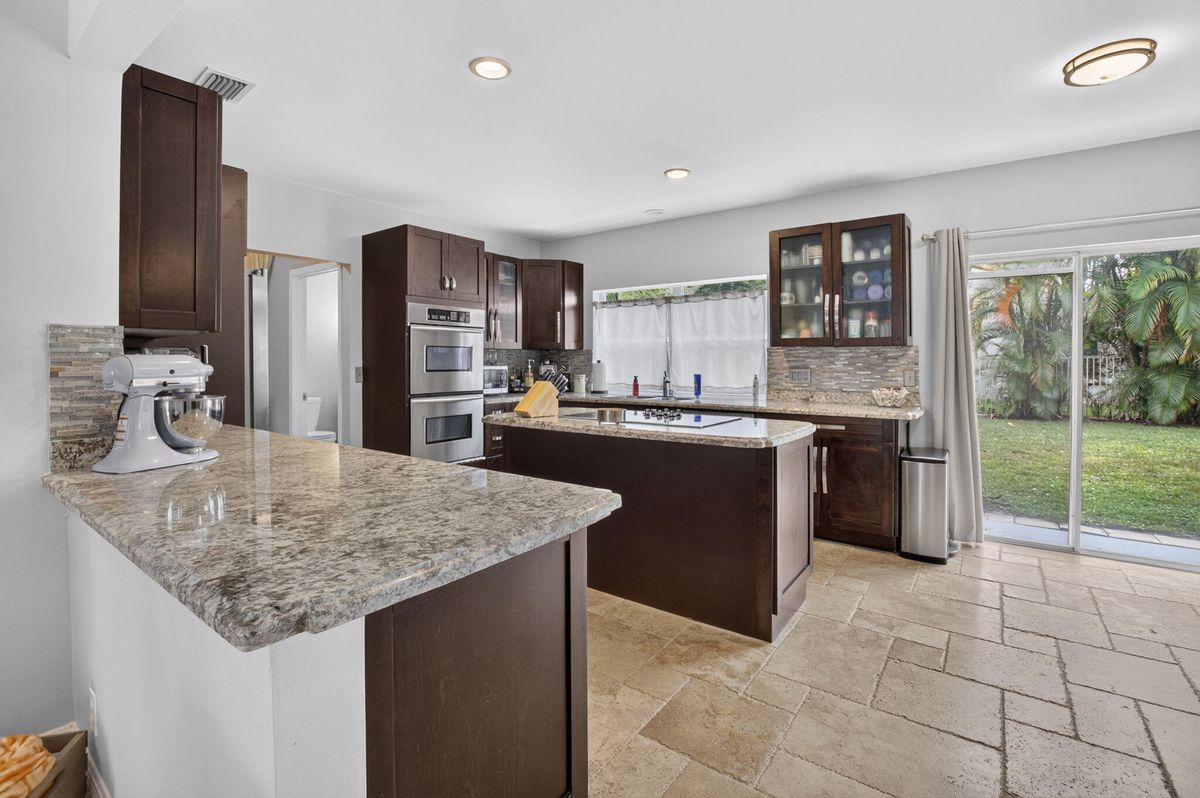 Photo - 3870 Sabal Lakes Rd
