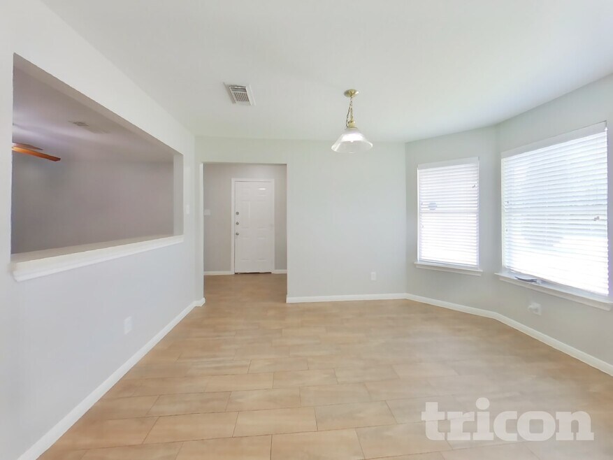 5029 Hauna Ln