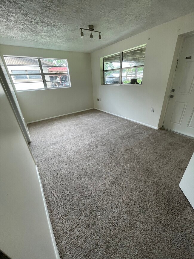 Photo - 5420 Lido St