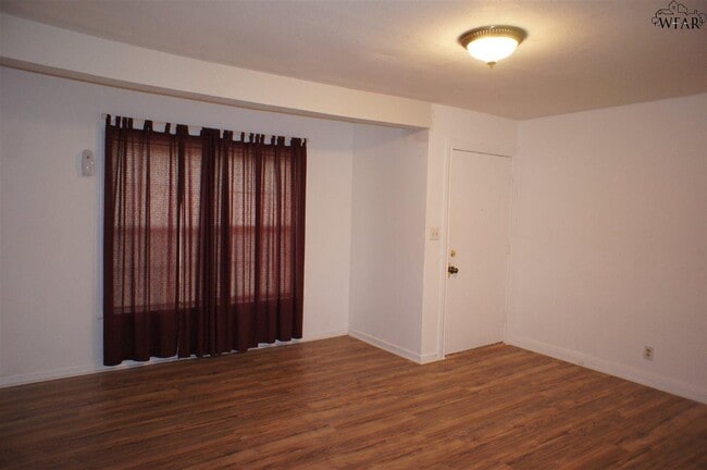 Photo - 3507 Grant St