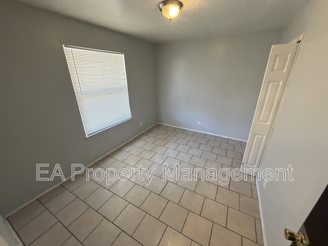 Photo - 117 40th St NW Unit 9