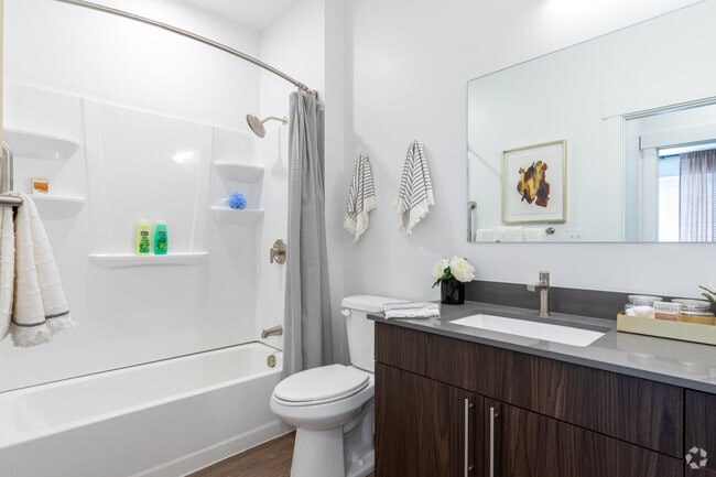 1BR, 1BA - 655SF - Senior Living on Washington