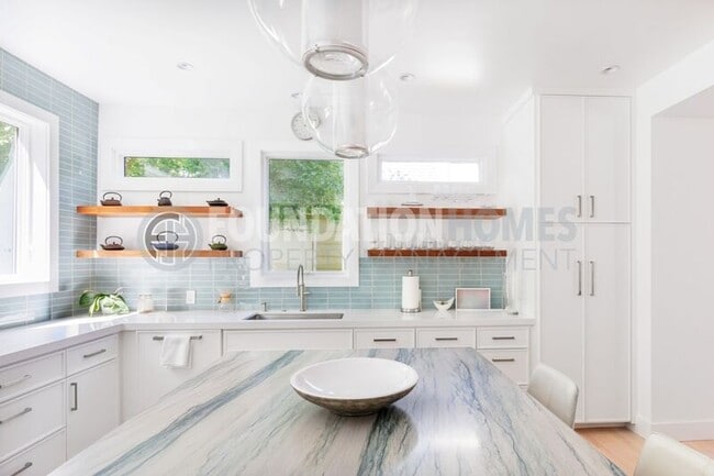 Photo - 134 Yale Ave