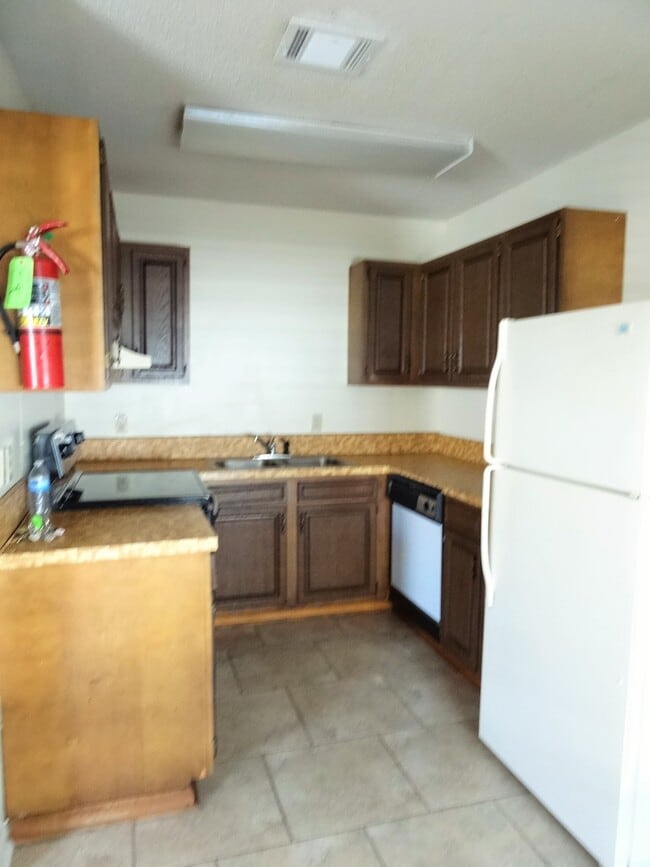 Photo - 1035 Giovanni St Unit 11