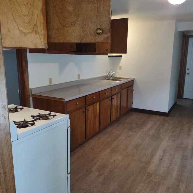 Photo - 1733 Smith St
