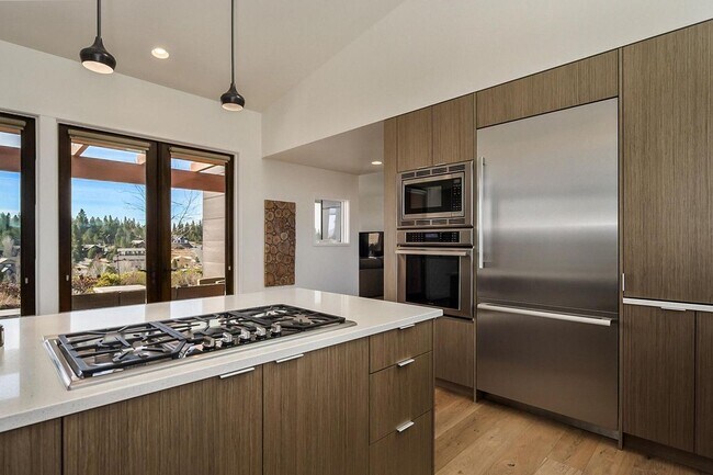 Photo - Luxury Tetherow Home | 3BR Furnished Retreat Near Mt. Bachelor