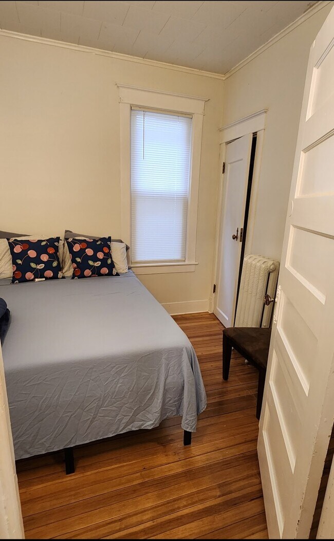 Bedroom 2 - 10 Barclay St Unit FL 1