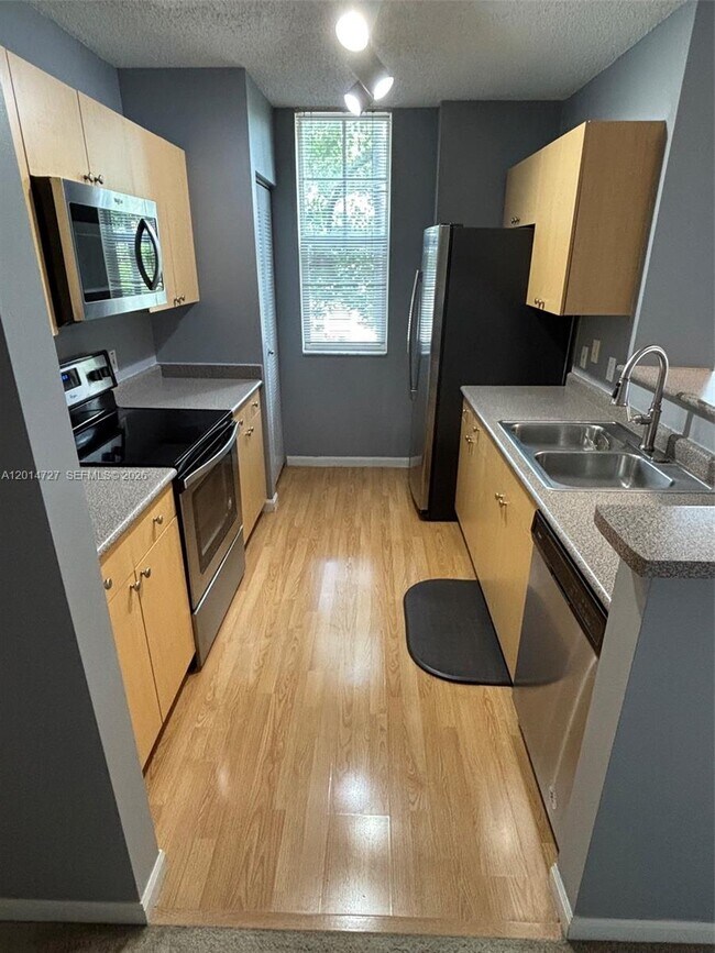 Photo - 1900 Van Buren St Unit 214B