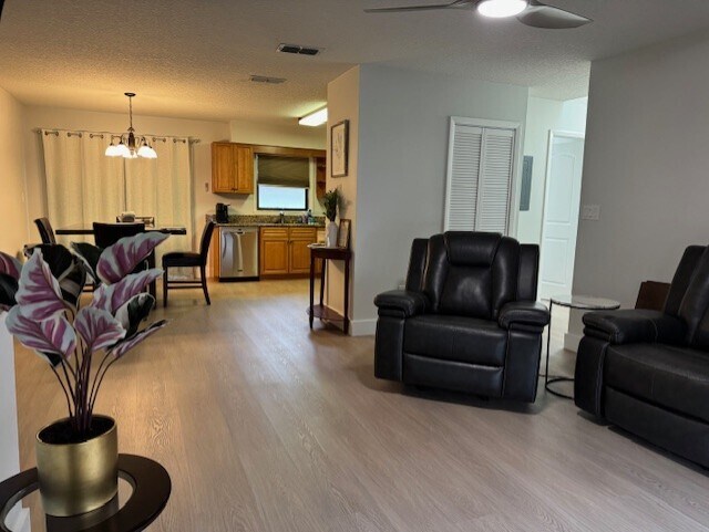 111 Villaway Unit Country Club Villas