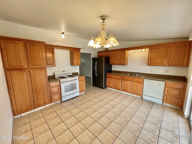 Photo - 233 S Ave B