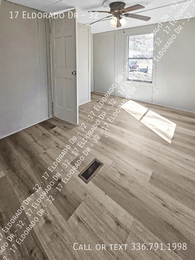 Photo - 17 Eldorado Dr