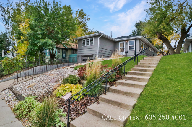 1 bedroom walking distance from Avera! - 1 bedroom walking distance from Avera! Apartment