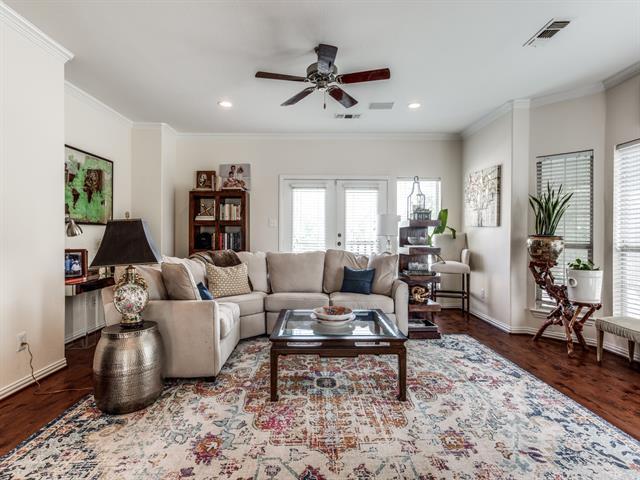 Photo - 5735 Richmond Ave Unit J