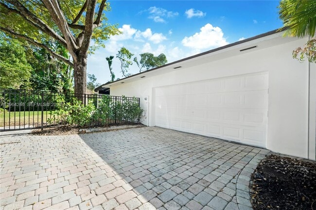 Photo - 17203 SW 78th Pl