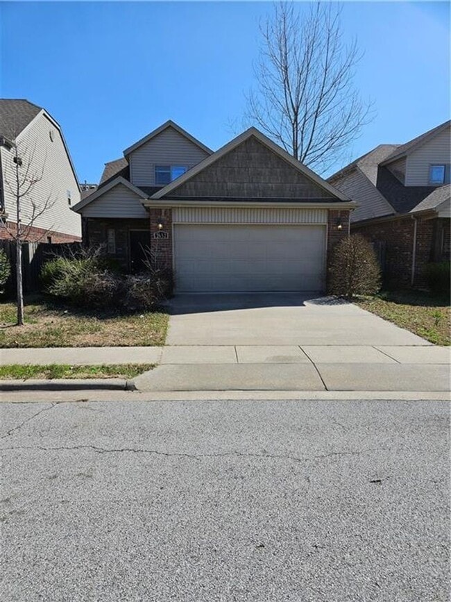 Building Photo - Nice 3 bedroom 2 bath home in Middle of Fayetteville