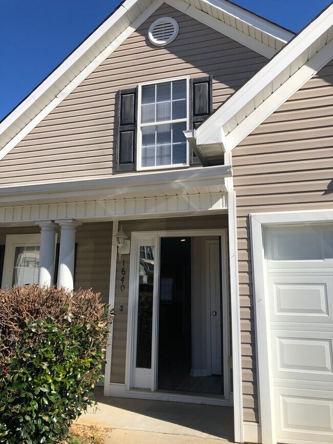 Coming Soon Updated 3 bedroom 2 bath home House Rental in Winston