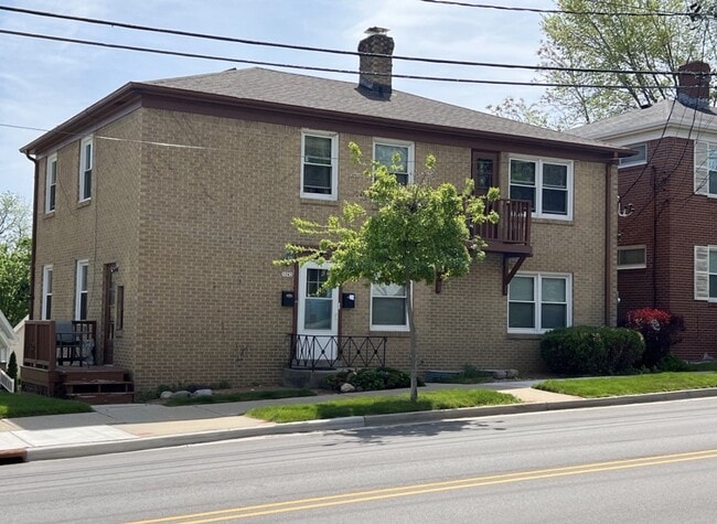 Building Photo - 1040 N 68th St Unit 1040