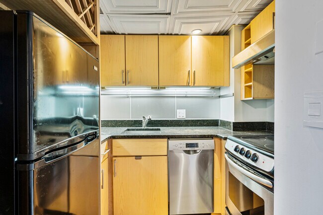 Photo - 466 Commonwealth Ave Unit 204
