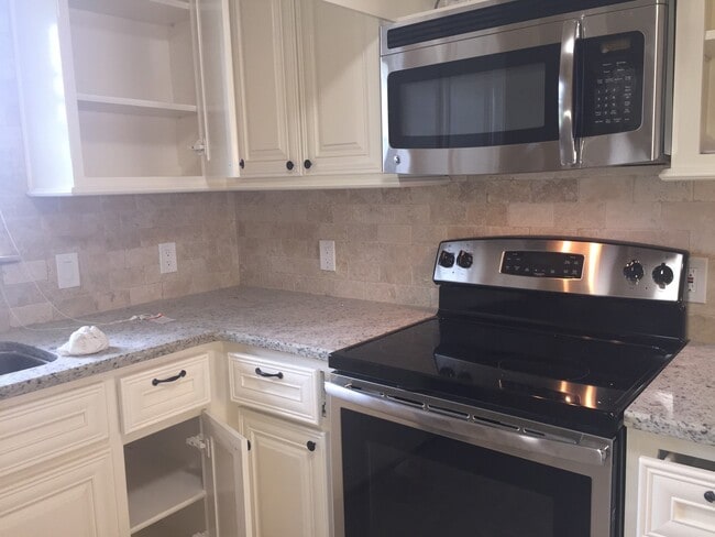 Photo - 3/2/2 on 3 ac SHISD REDUCED