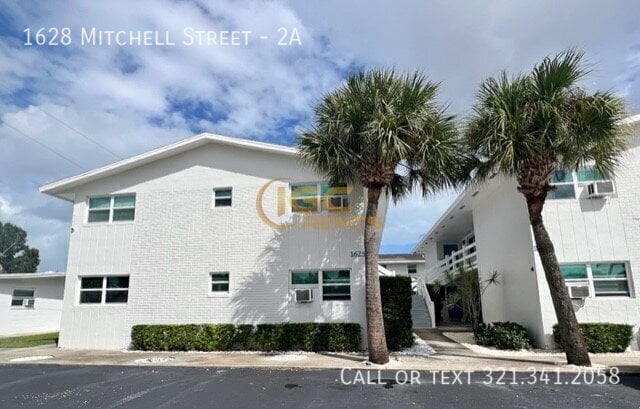 Building Photo - 1628 Mitchell St Unit 2A