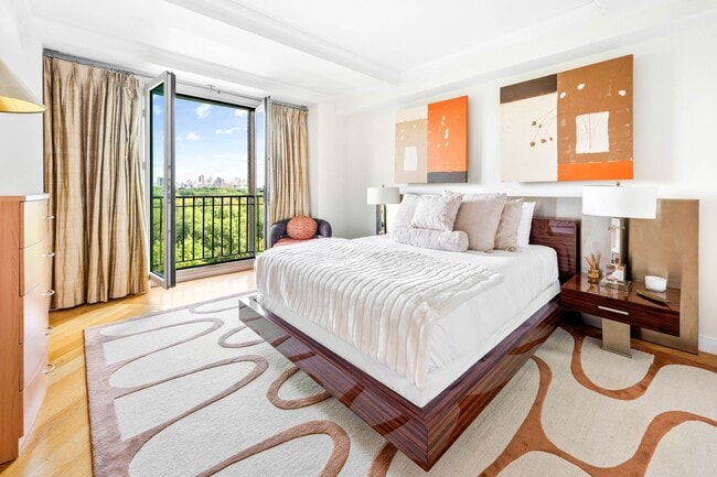 Photo - 160 Central Park S